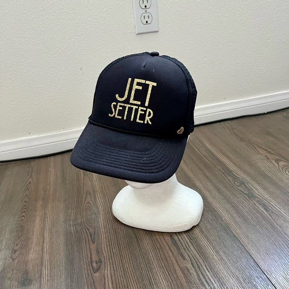 Jet Setter Black Cap - Picture 1 of 8